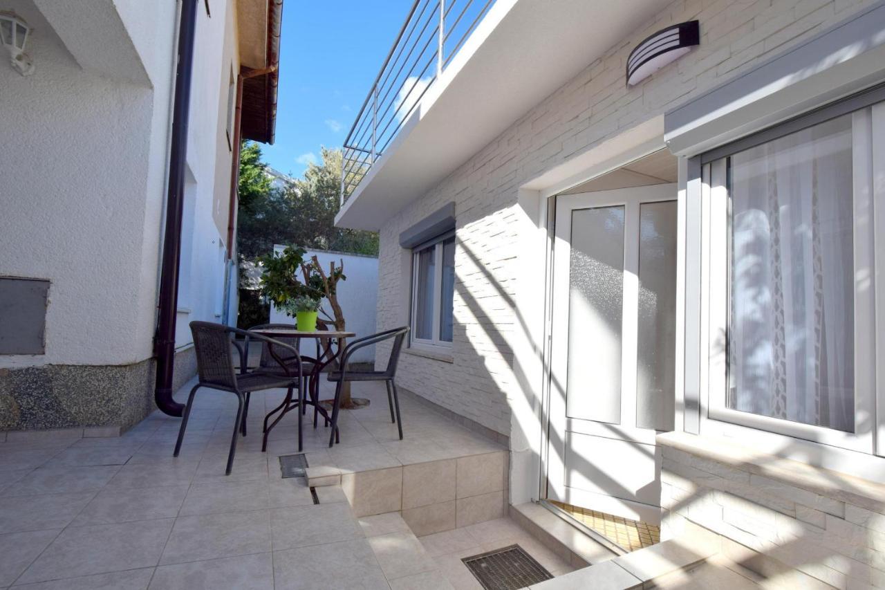 Apartments Buturajac كرك المظهر الخارجي الصورة